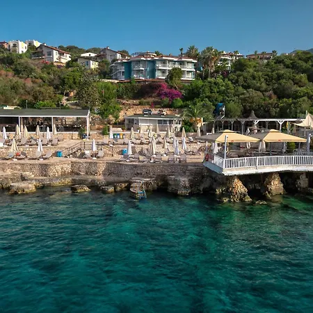 Aquarius Hotell 3*