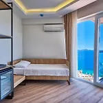 Hotel Aquarius 3*