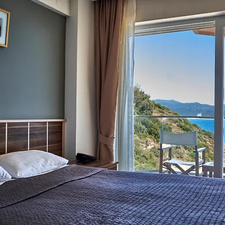 Aquarius Hotel 3*